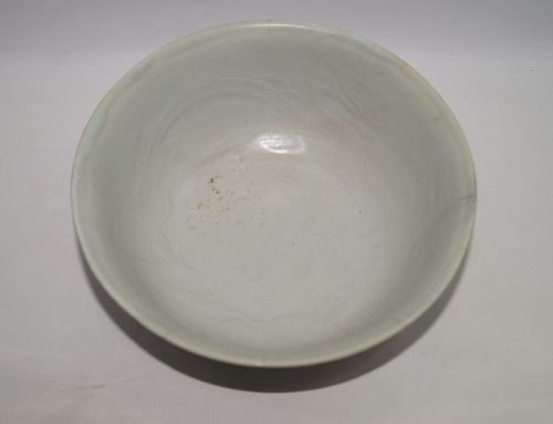 Yuan dynasty Shufu bowl with dragon motif