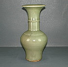 Yuan longquan celadon vase