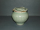 Yuan longquan celadon jar with cover