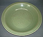 Yuan - Ming longquan celadon large dish, 40 cm