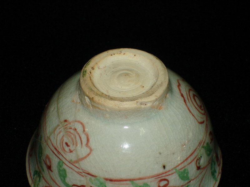 Rare sample of Yuan dynasty overglaze enamel bowl
