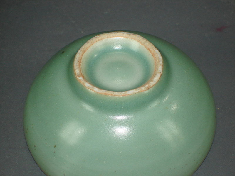 Song dynasty longquan celadon blue green bulb cup