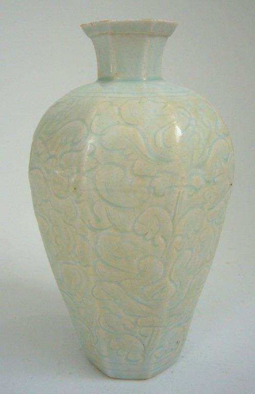 Song Qingbai Octagonal Vase