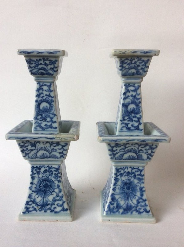 A Matched Qing Dynasty Porcelain Altar Set