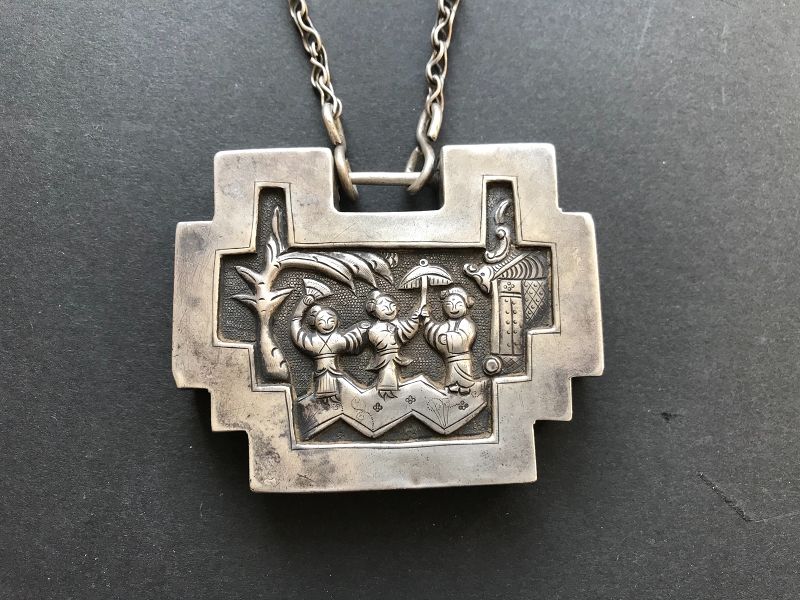 Chinese Silver Necklace with Lock Pendant 19th Century