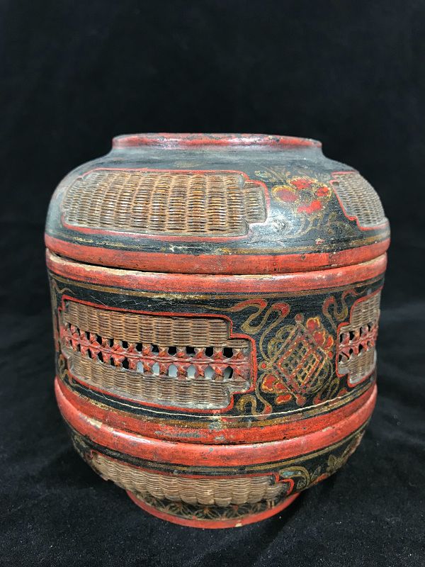 Chinese Basket, wickerwork and Lacquer Dated 1828