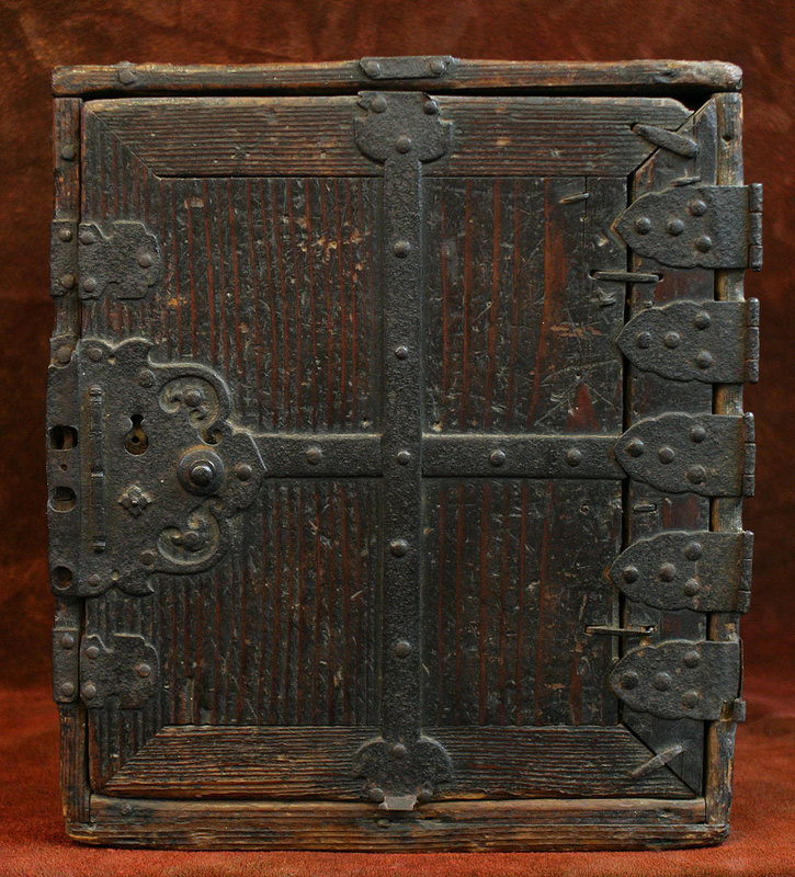 Edo Period Japanese Safe