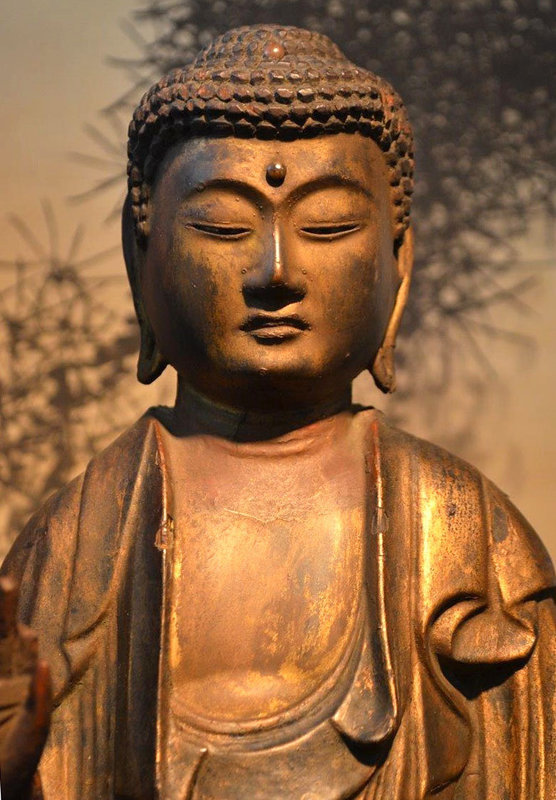 15th Century Japanese Gilt Wood Amida Nyorai Buddha