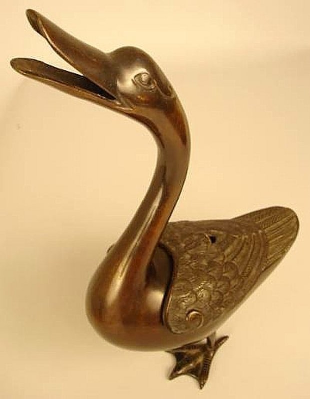 Fine Antique Japanese Bronze Sculpture of a Duck