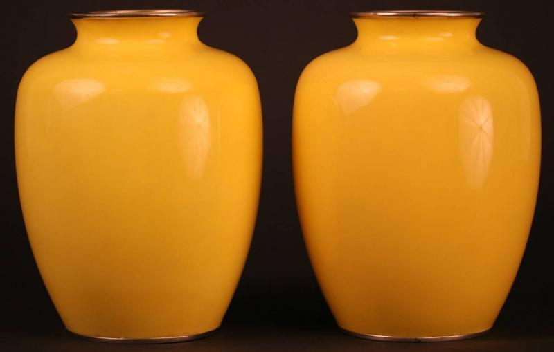 Beautiful Pair of Japanese Cloisonne Phoenix Vases