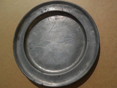 Judaica early 19th century pewter plate with extensive Hebrew writing