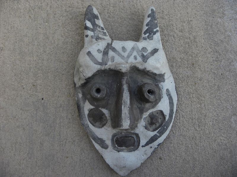 Vintage unsigned Picasso style ceramic mask