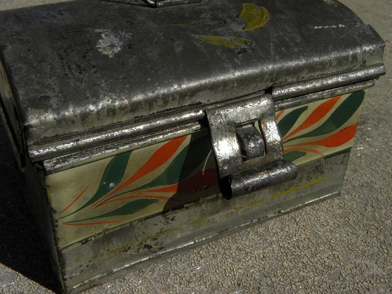 Folk art Americana circa 1840 decorated tin small box