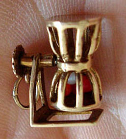 Old 14K Gold Pachinko Game Charm Moves  RARE