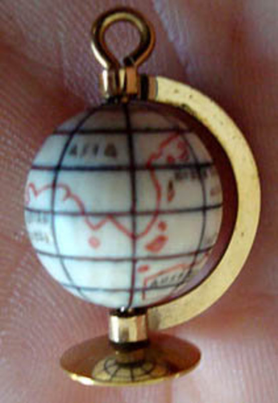 OLD 14K Gold World Globe Charm Moves