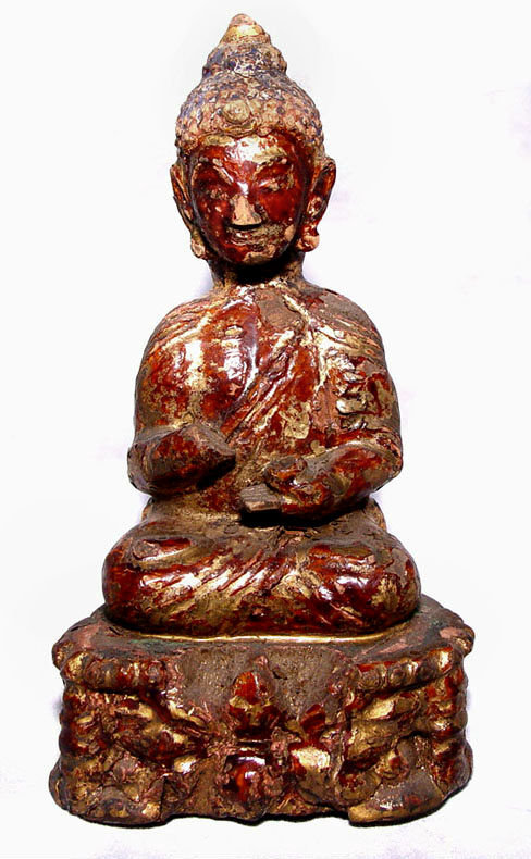 Chinese Gilded Lacquered Wooden Statue of Buddha - Ming 1368 - 1644