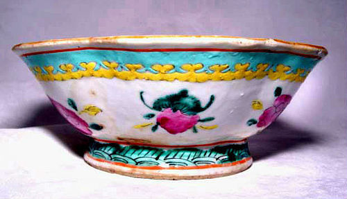 Chinese Nyonya Ware Bowl with Peaches - 19th C.