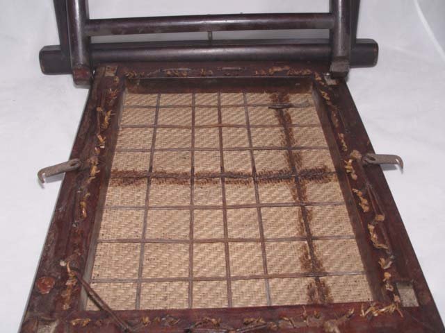 Chinese Folding Elmwood Lacquered Stool - 18th Century