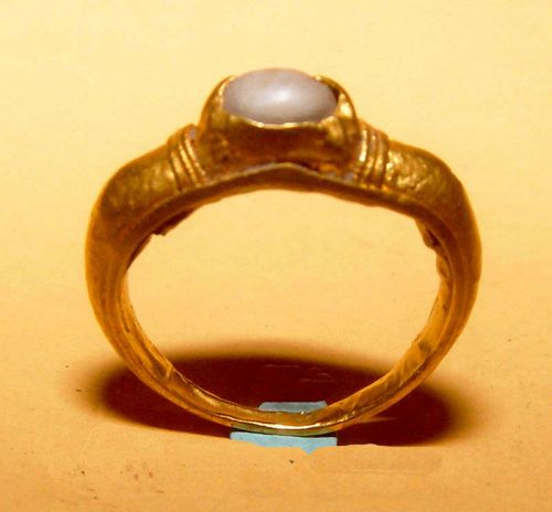 Ancient Cabochon Quartz Crystal Gold Ring - 1,000 AD