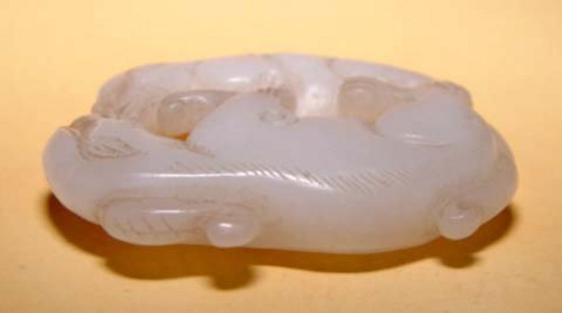 Chinese Jade of Two Animals - Qing Dynasty