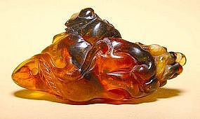 Chinese Amber Hand of Buddha Citron Pendant - #2