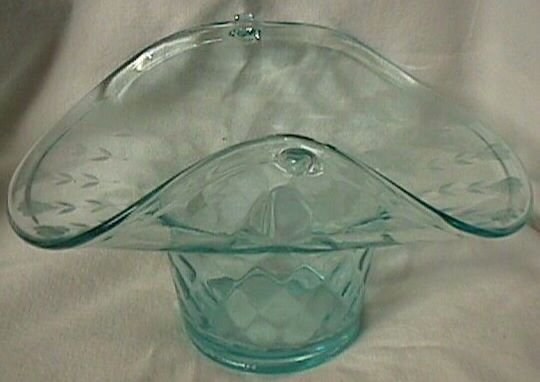Fenton Diamond Optic Aqua Basket