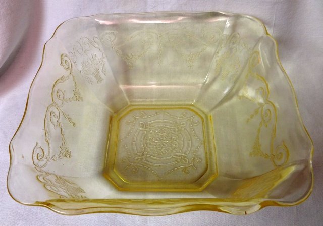 Lorain Yellow Deep Berry Bowl 8&quot; Indiana Glass Company