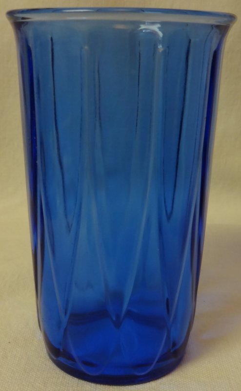 Newport Cobalt Tumbler 4.5&quot; 9 oz Hazel Atlas Glass Company