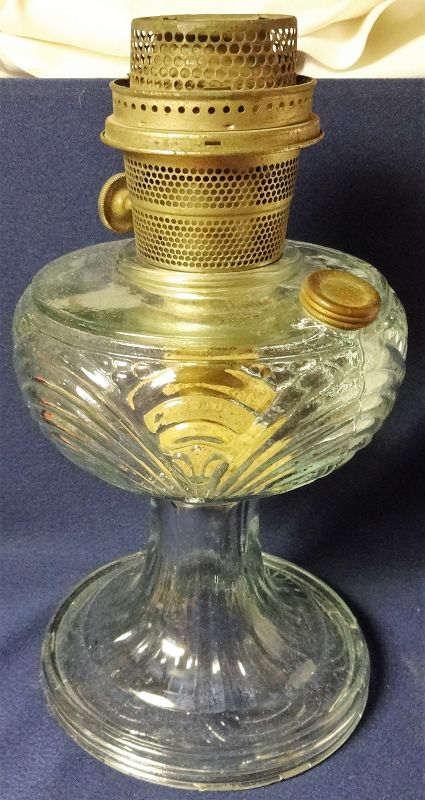 Washington Drape Crystal Round Stem Kerosene Lamp Aladdin Mantle