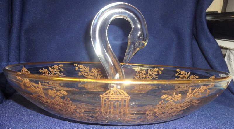 Gazebo Gold Encrusted Swan Handled Deep Bowl 10&quot; Paden City Glass