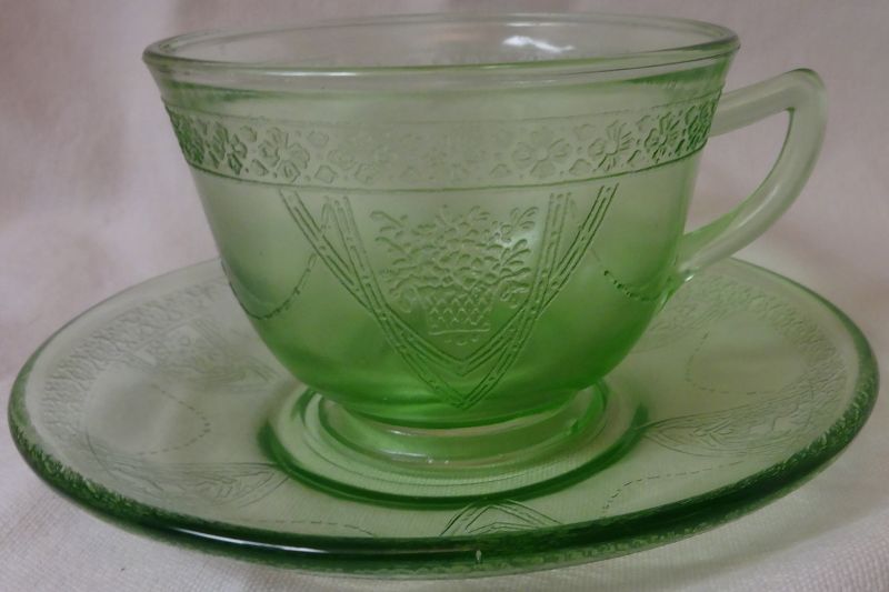 Georgian Green Cup &amp; Saucer Federal Glass