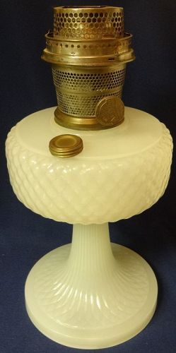 Quilt White Moonstone Kerosene Lamp Aladdin Mantle Lamp Company