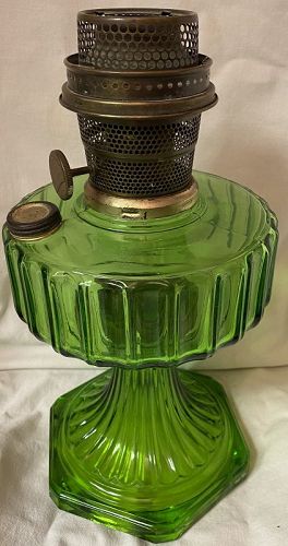 Corinthian Green Oil Lamp Aladdin Mantle Lamp Company