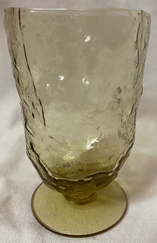 Crinkle Topaz Ice Tea Tumbler Footed 5.25&quot; 13 oz Morgantown Glass