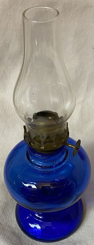 Handy Cobalt 4.5&quot; Miniature Oil Lamp with Chimney