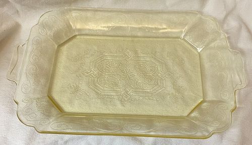 Lorain Yellow Platter 11.5" Oval Indian Glass Company
