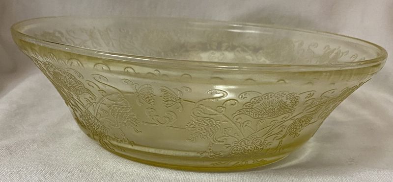 Florentine #2 Yellow Berry Bowl Large 8&quot; Hazel Atlas Glass Company