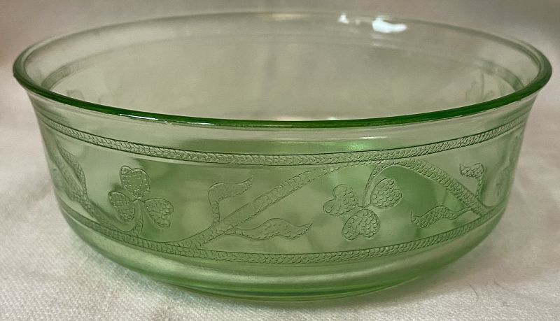 Cloverleaf Green Cereal Bowl 5&quot; Hazel Atlas Glass Company