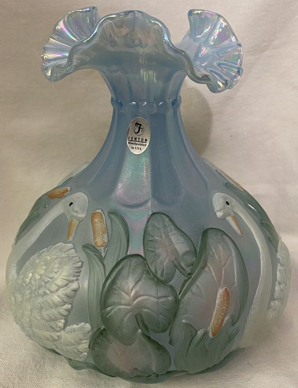 Swan Blue Vase 8&quot; in Box Signed Fenton Art Glass