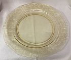 Versailles Yellow Dinner Plate 10.5" Fostoria Glass Company