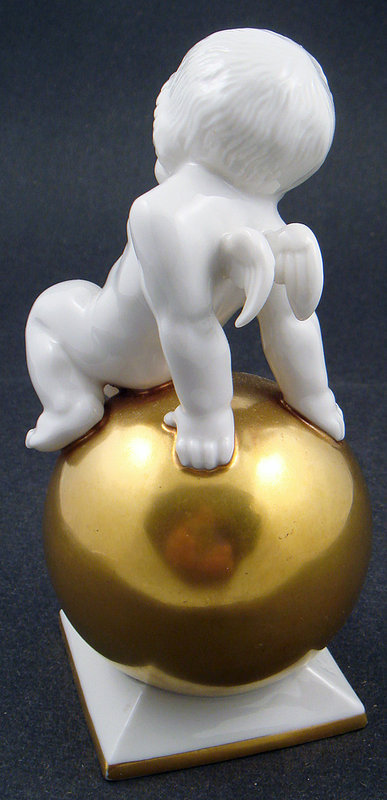 Delightful Art Deco Hutschenreuther Cherub Figurine