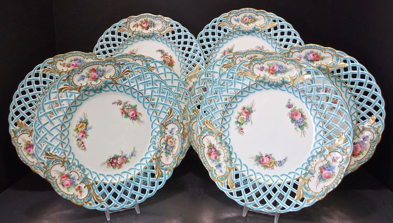 【MINTON*】 8 Antique Minton Plates Reticulated French Enamel (item