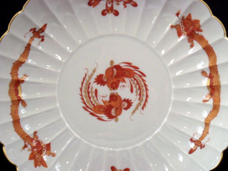 Meissen Red Dragon Scalloped Dish/Bowl