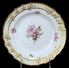 Delightful KPM Berlin Cabinet Plate