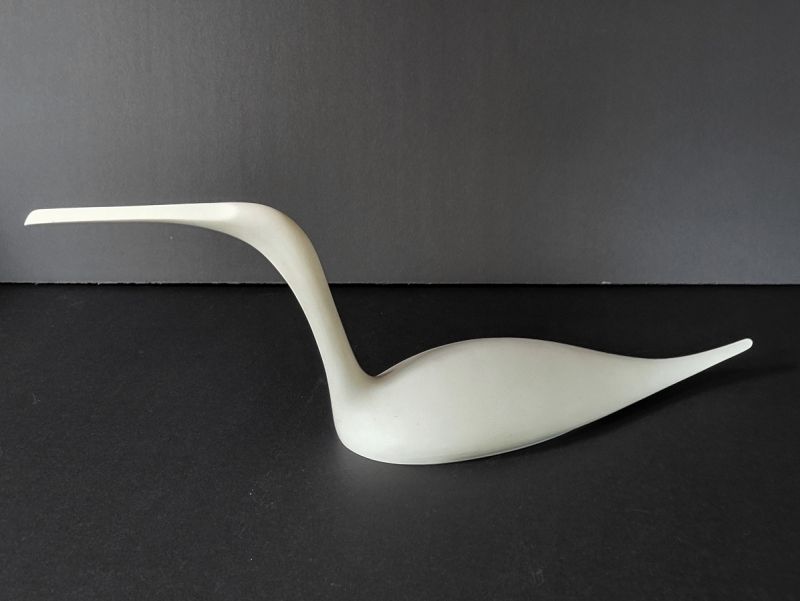 1984 Porcelain Rosenthal swan bird figurine by Tapio Wirkkala