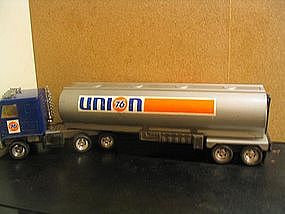 Ertl Union 76 Truck