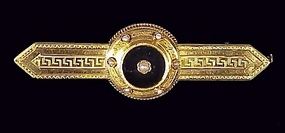 French 18K Gold, Onyx & Pearl Etruscan Brooch