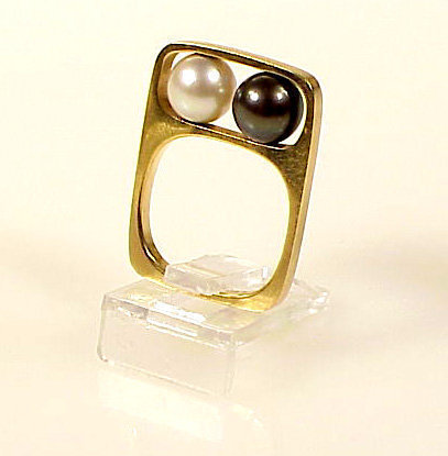 Dinh Van Pierre Cardin 18K Gold Pearl Modernist Ring
