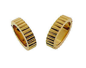 French 18K Gold Ridged Oval Stirrup Cufflinks