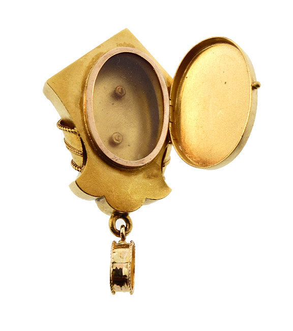 Victorian Etruscan Revival 18K Yellow Gold Fancy Locket